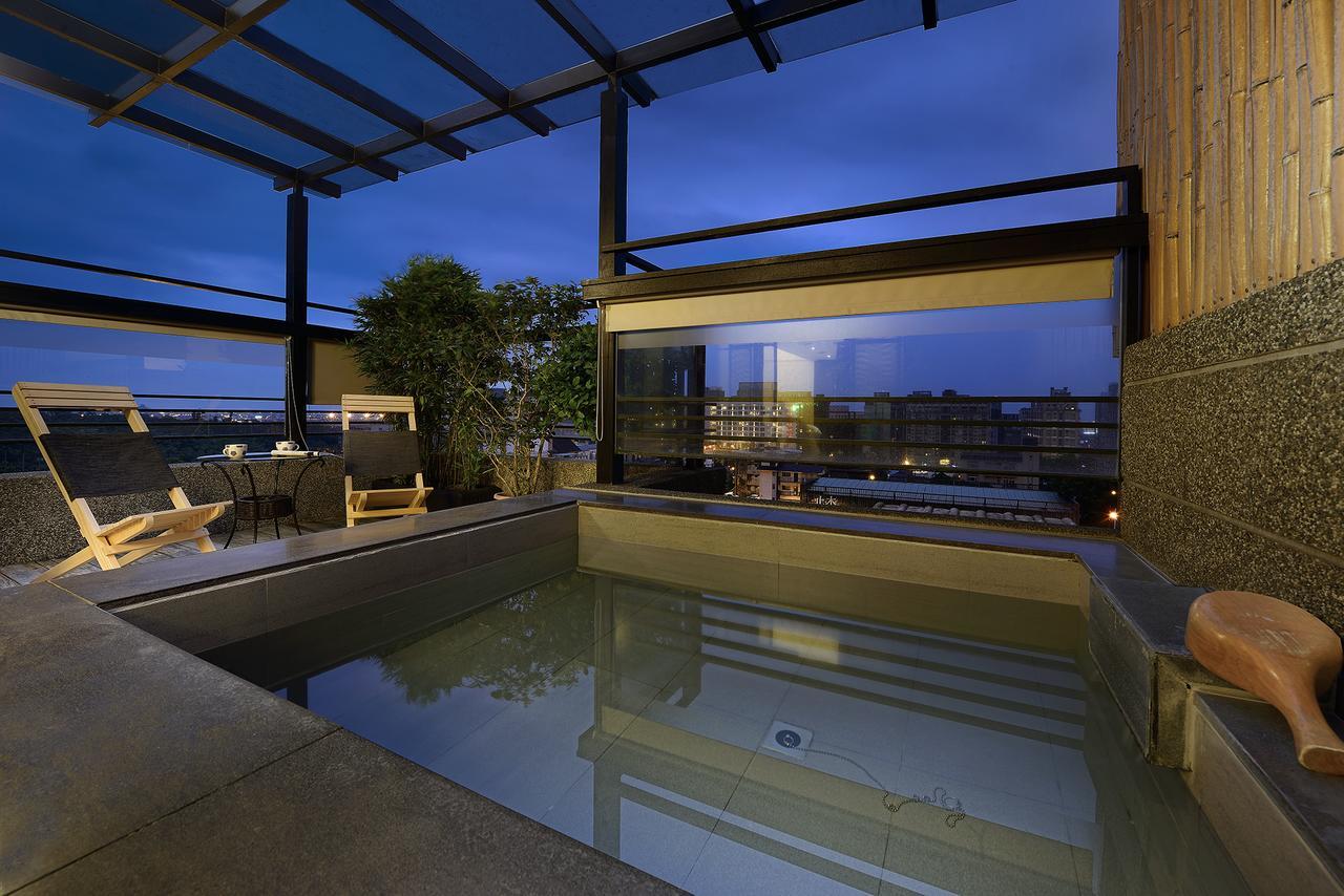 松語墅溫泉居 Pine Hot Spring Bed & Breakfast เจียวซี ภายนอก รูปภาพ